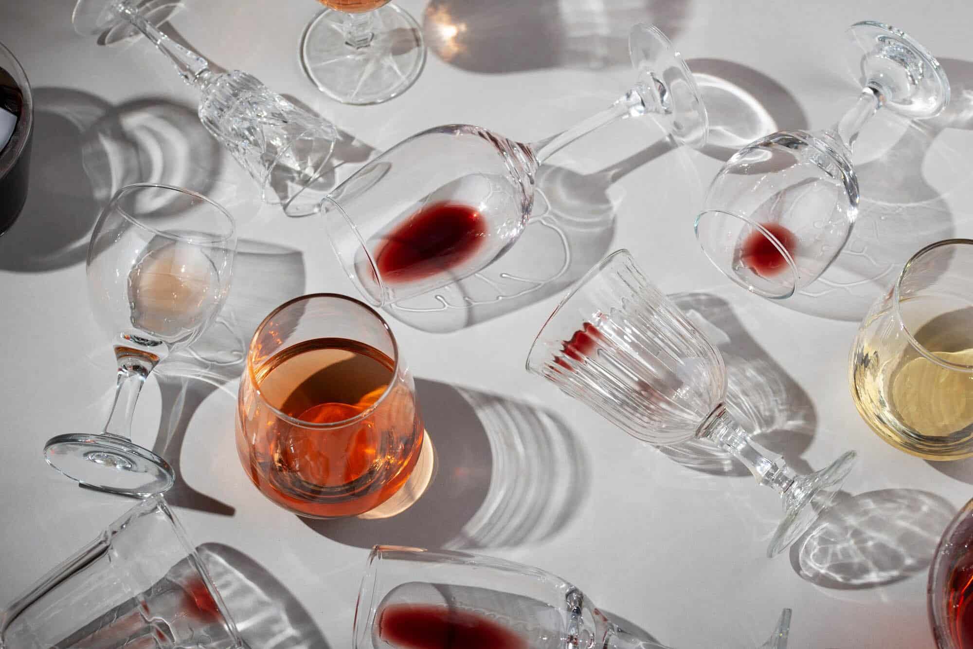 manchas en vasos y copas de cristal
